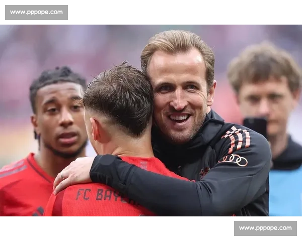 图片报：凯恩妻子慕尼黑舒心，成其未来去留关键